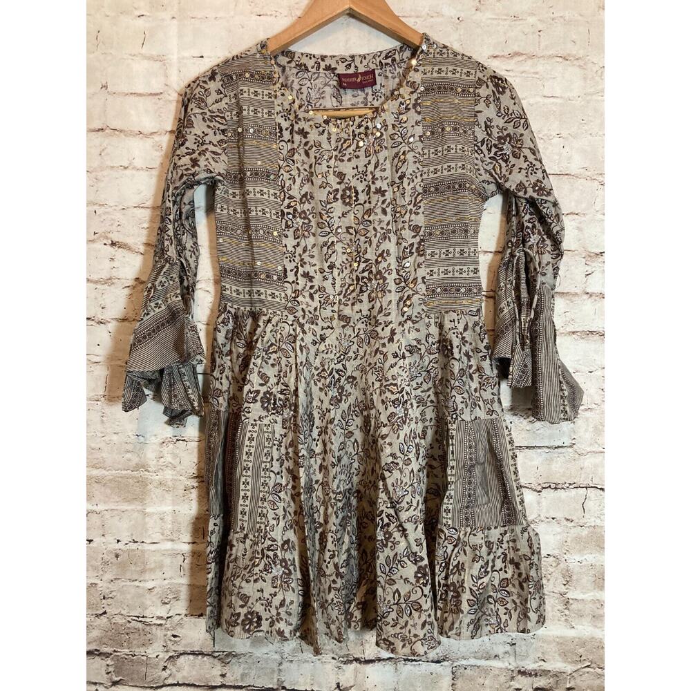 Feather Touch Dress Womens Medium Brown Floral All Over‎ Sequins Bell Sleeve
